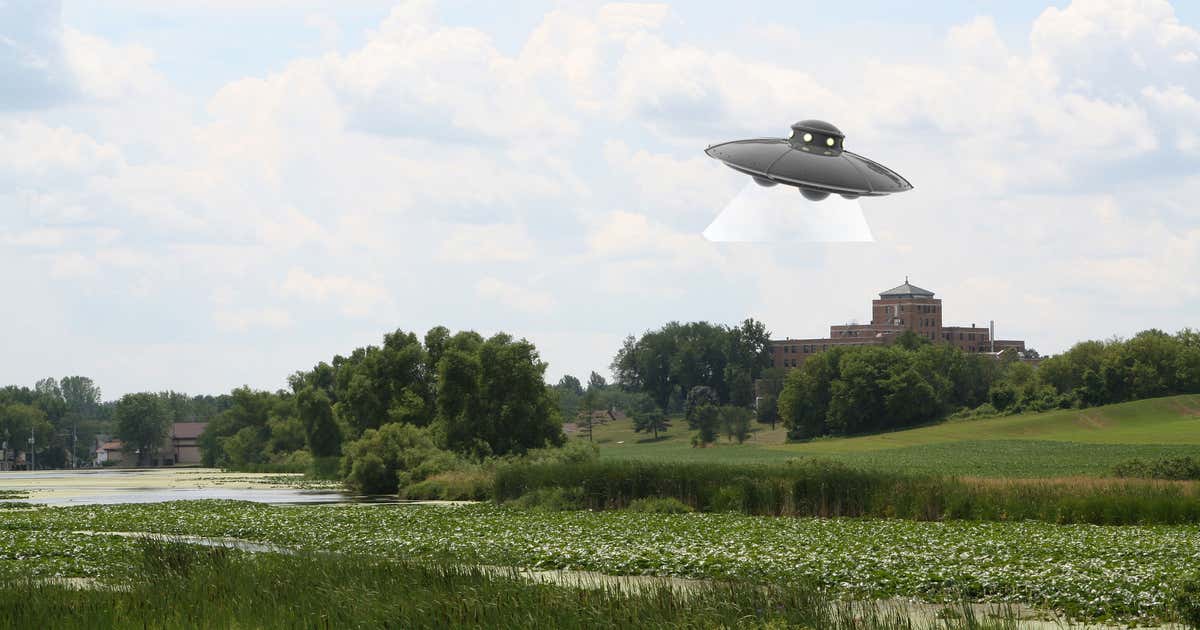 Campbellsport UFO Capital of the World!, Campbellsport Roadtrippers