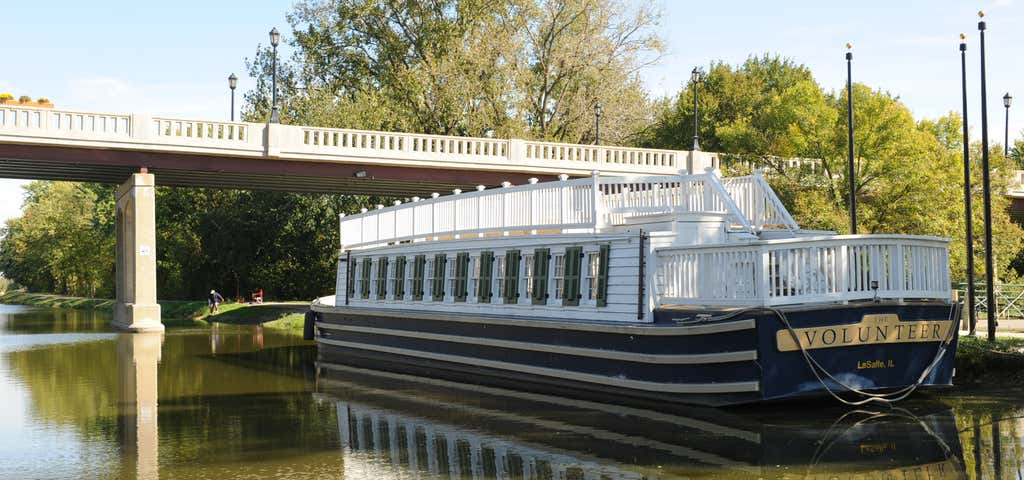 Photo of LaSalle Canal Boat