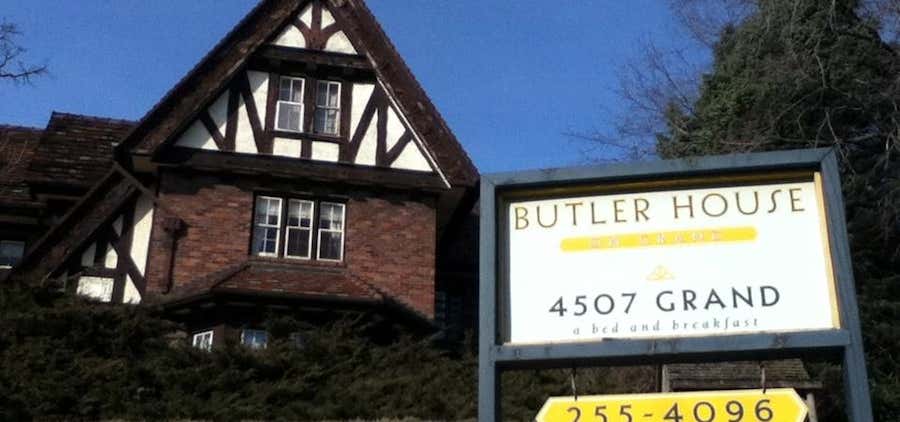 Photo of Butler House on Grand