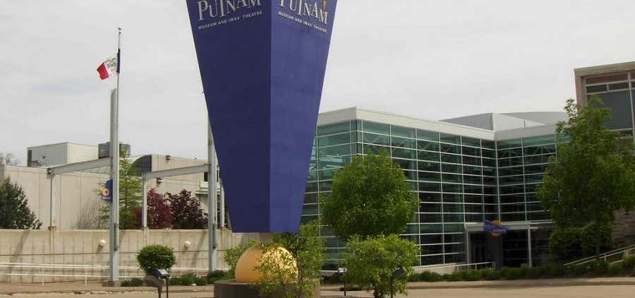 Photo of Putnam Museum of History and Natural Science/IMAX Theatre