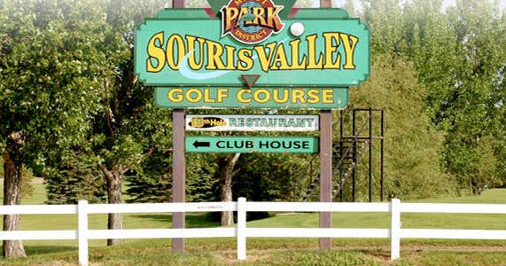 Souris Valley Golf Course, Minot Roadtrippers