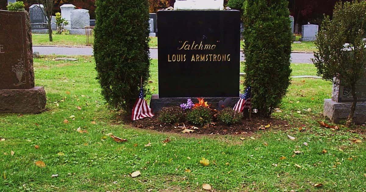 Flushing Cemetery, New York Roadtrippers
