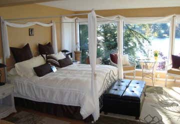 Photo of Long Lake Waterfront Bed And Breakfast