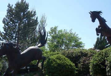 Photo of Galloping Horse Statues