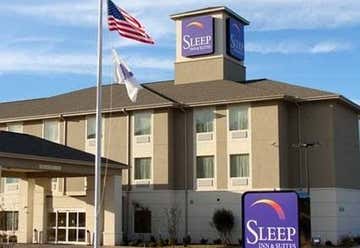 Photo of Sleep Inn & Suites Van Buren