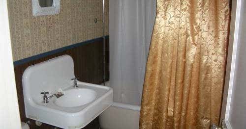 Ubon Thai Victorian Restaurant Inn, Staunton Roadtrippers