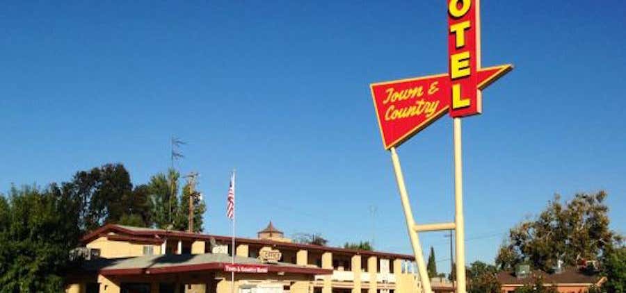 Photo of Town & Country Motel
