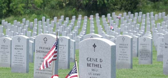 Photo of DFW National Cemetery