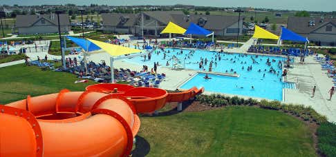 Otter Cove Aquatic Park, St. Charles | Roadtrippers