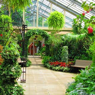 Vander Veer Botanical Gardens