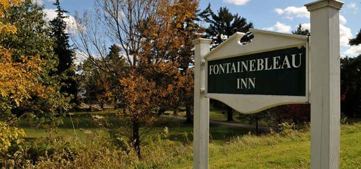 Photo of Fontainebleau Inn