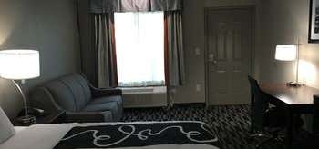 Photo of Catoosa Inn & Suites