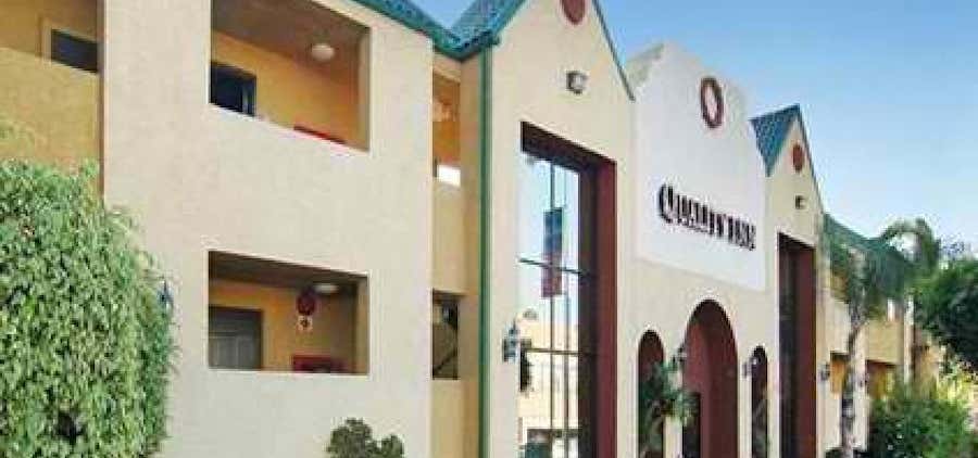 Photo of Quality Inn Near Hollywood Walk Of Fame