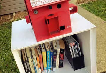 Photo of Oakland Little Free Library 23728