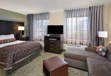Photo of Staybridge Suites Chicago - Lincolnshire