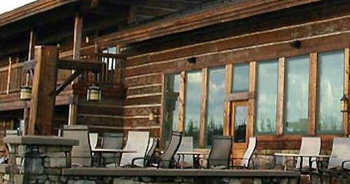 Trouthunter Lodge, Island Park Roadtrippers