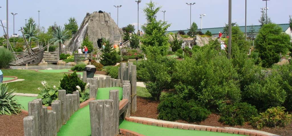 Photo of Islands Miniature Golf and Games