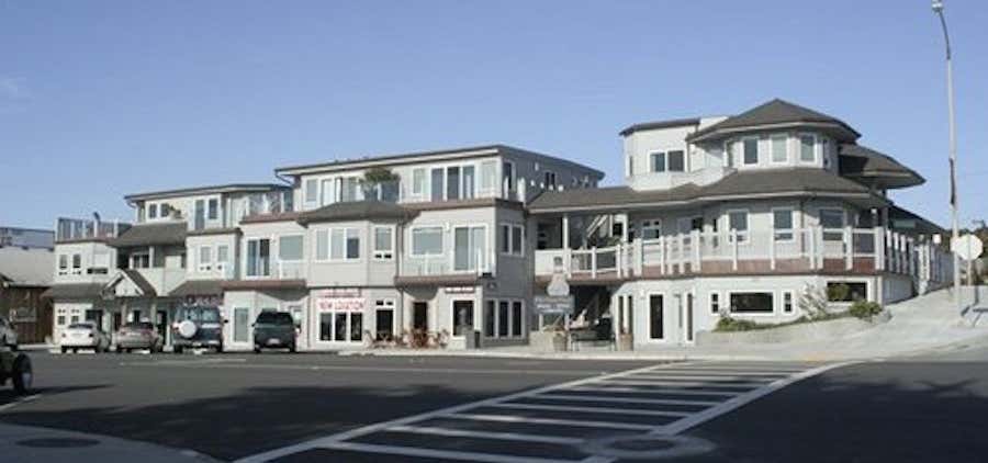 Photo of Cayucos Pier View Suites Hotel