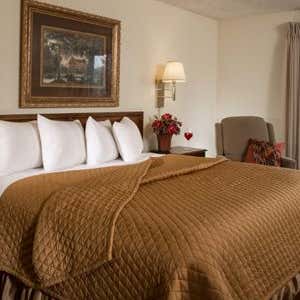 Foothills Inn