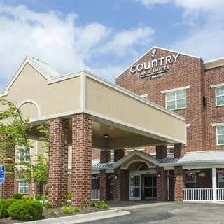 Country Inn & Suites by Radisson, Kansas City at Village West, KS