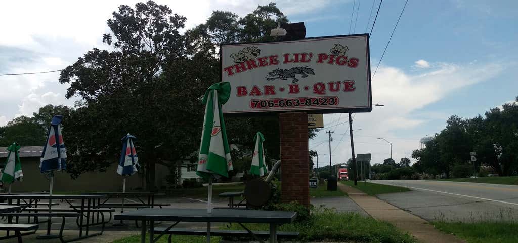 Photo of Three Lil' Pigs Bbq