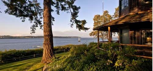 Photo of Captain Whidbey Inn