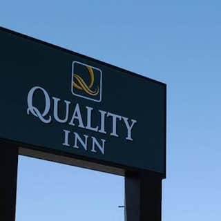 Quality Inn Galesburg Near US Highway 34 And I-74