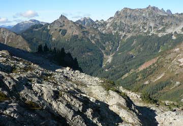 Photo of Pacific Crest National Scenic Trail (Sky Lakes Wilderness Segment)