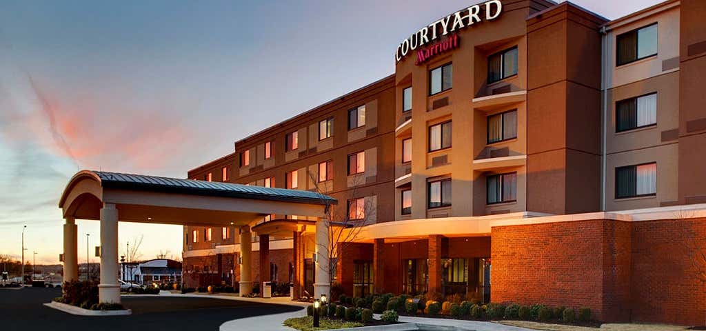 Photo of Courtyard by Marriott Fayetteville