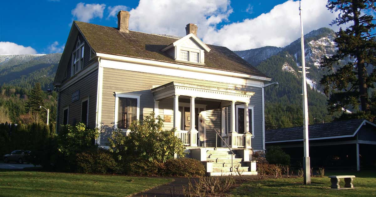 Cascade Locks Historical Museum, Cascade Locks Roadtrippers