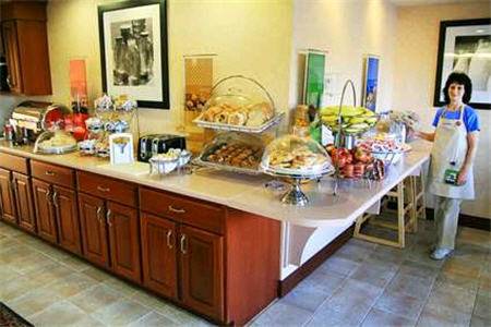Hampton Inn