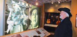 Int'l Bluegrass Music Museum