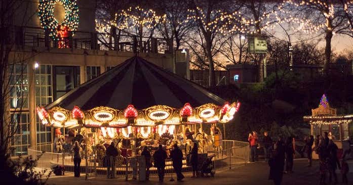 Candy Cane Lane, Seattle Roadtrippers