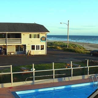 Sunset Surf Ocean Front Motel