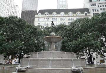 Photo of Pulitzer Fountain