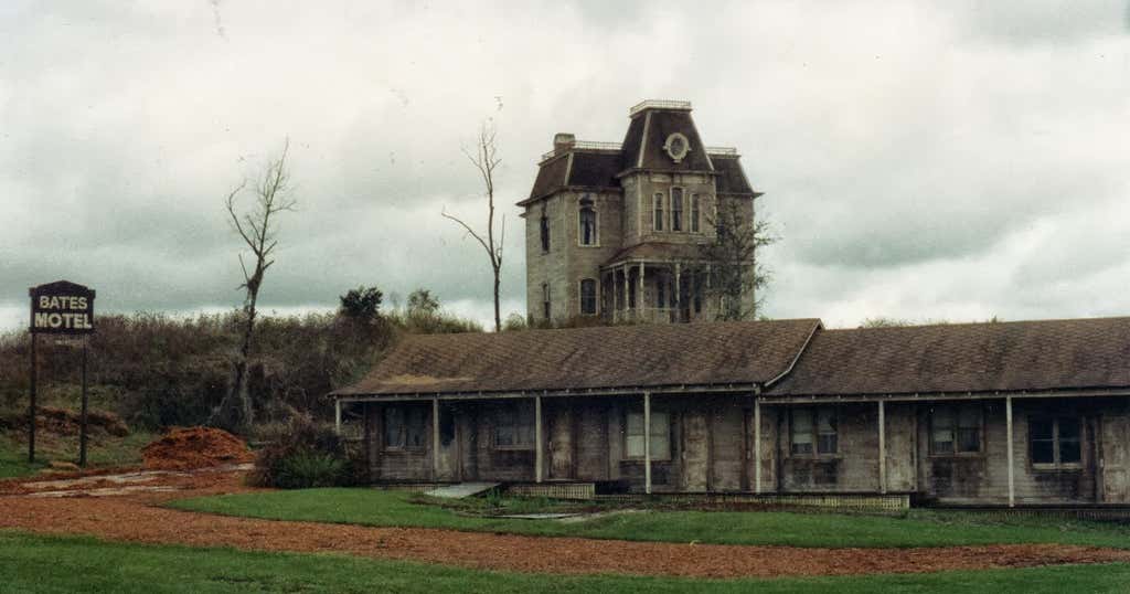 psycho house photos