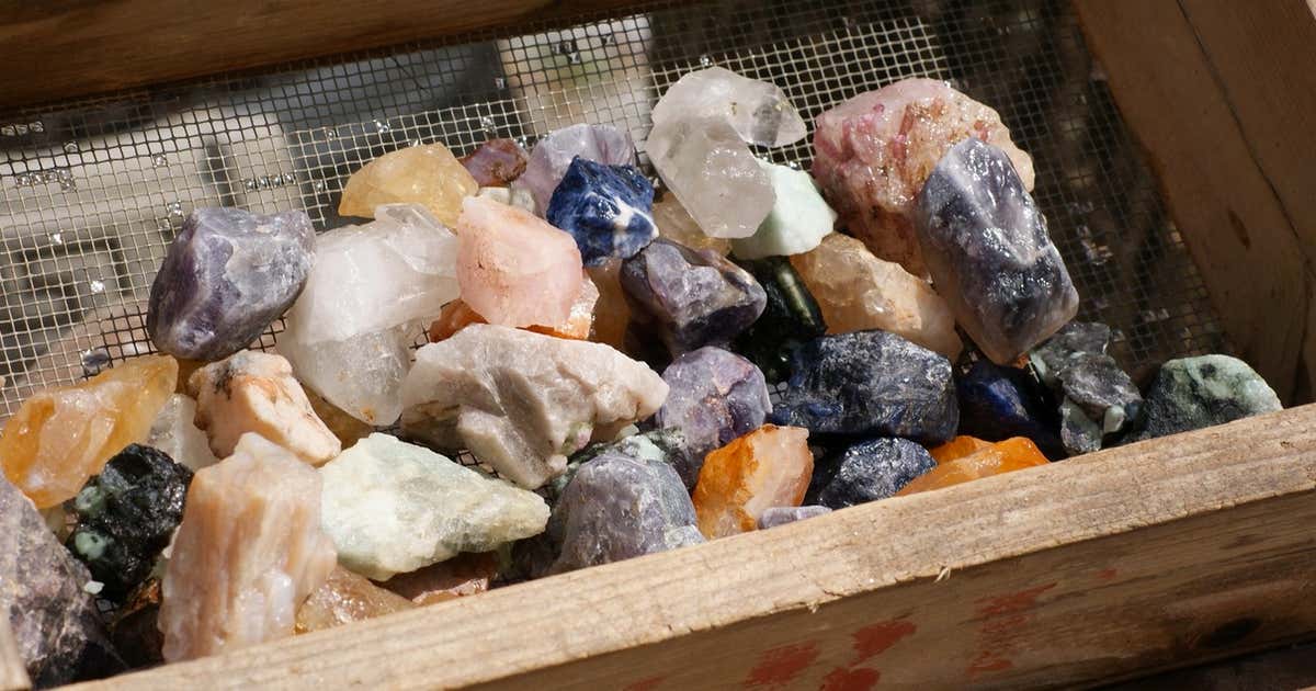 Hocking Hills Gem Mine, Logan Roadtrippers