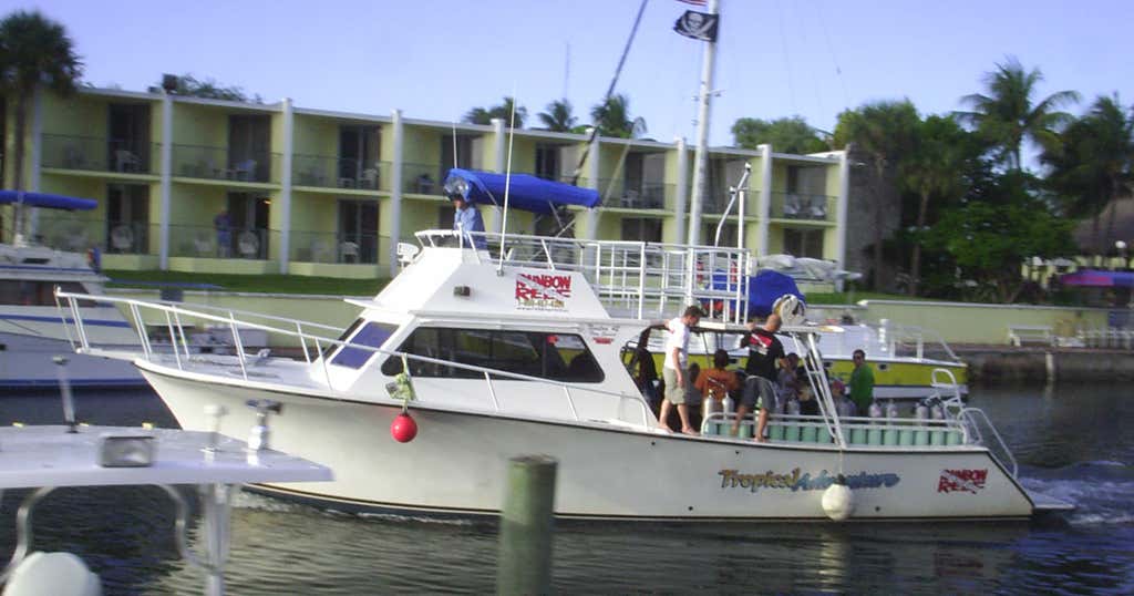 Rainbow Reef Dive Center, Key Largo Roadtrippers