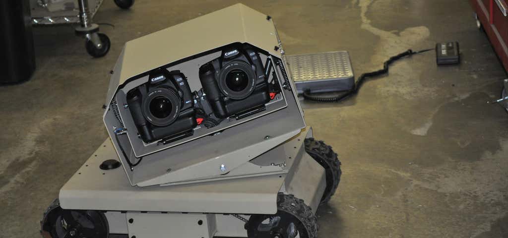 Photo of SuperDroid Robots