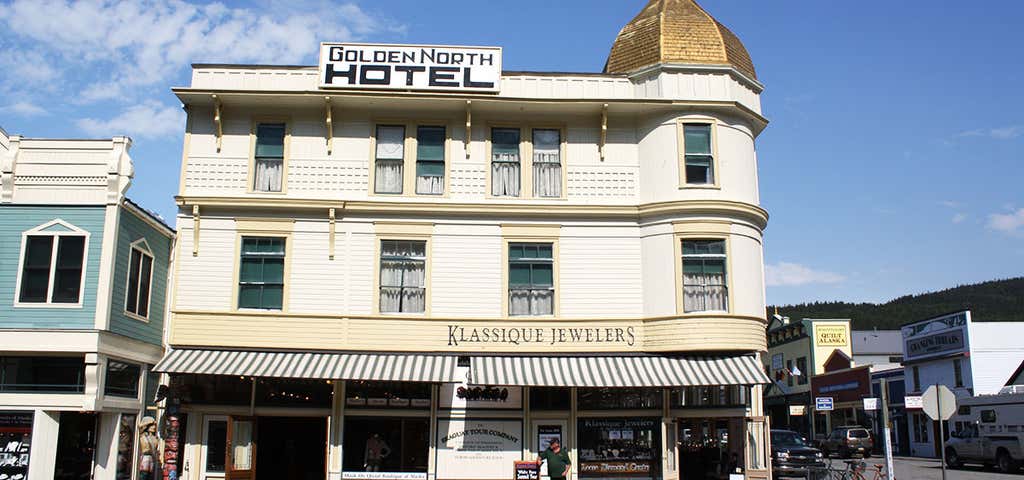 Photo of Golden North Hotel