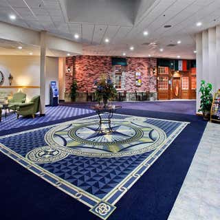 Salina Ambassador Hotel And Conference Center