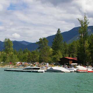 Lake Five Resort