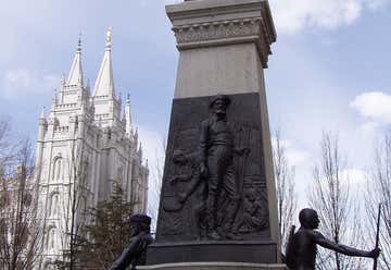 Photo of Brigham Young Monument