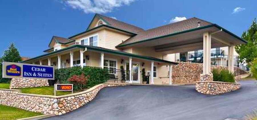 Photo of Best Western Cedar Inn