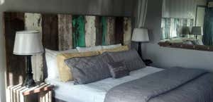 Vintage Block Inn & Suites