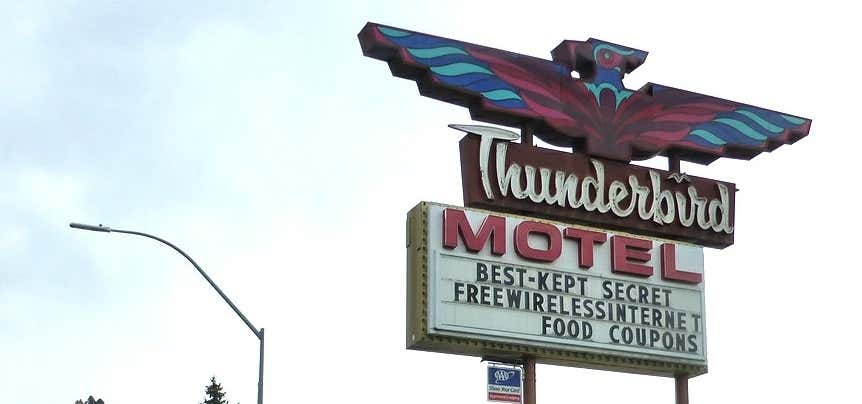 Photo of Thunderbird Motel
