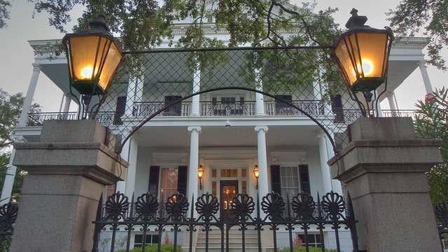 Buckner Mansion New Orleans La Roadtrippers