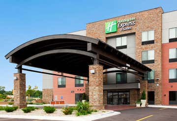 Photo of Holiday Inn Express & Suites Rochester Mayo Clinic Area