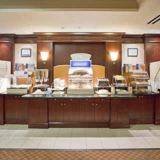 Holiday Inn Express & Suites Drums-Hazleton (I-80), an IHG Hotel