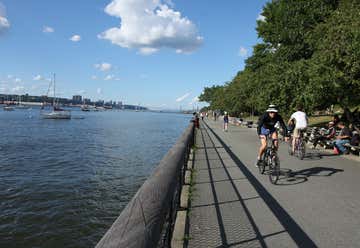 Photo of Hudson River Greenway